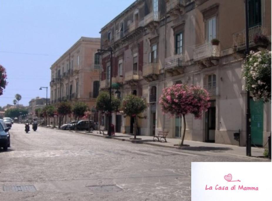 La Casa Di Mamma Apartment Syracuse Exterior photo